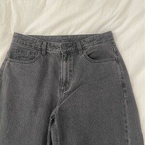 GU Barrel Leg Jeans in Dark Gray